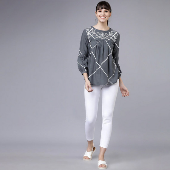 https://www.zestystyles.in/products/women-grey-and-white-printed-a-line-top