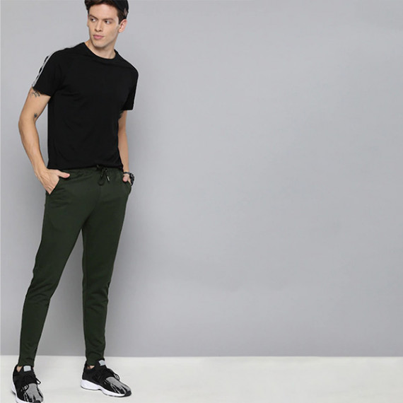 https://www.zestystyles.in/products/men-olive-green-straight-fit-solid-track-pants