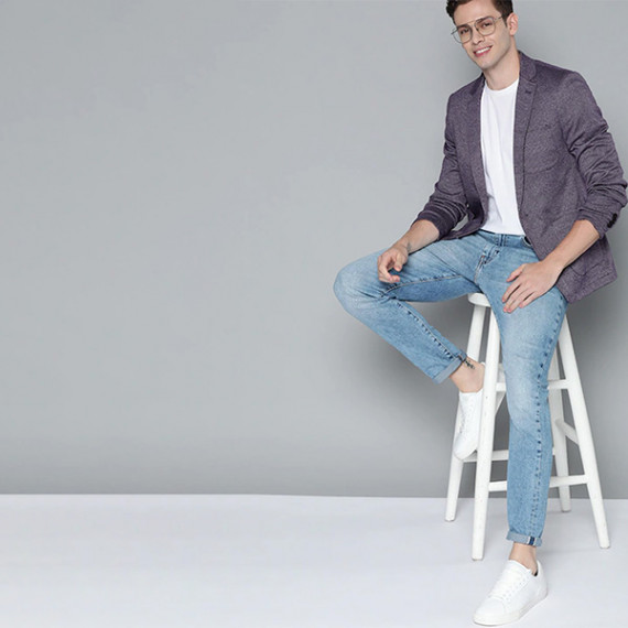 https://www.zestystyles.in/products/men-purple-solid-single-breasted-blazer