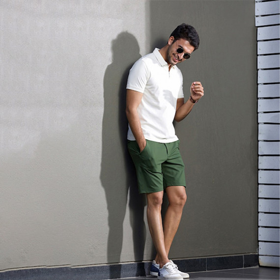 https://www.zestystyles.in/products/men-green-stretch-chino-shorts