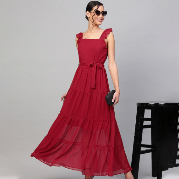 https://www.zestystyles.in/vi/products/maroon-tiered-maxi-dress